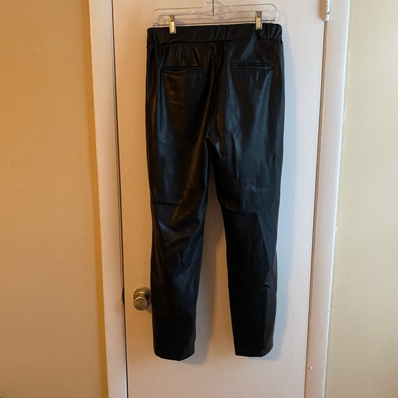 Black faux leather Pants size small - Picture 4 of 6